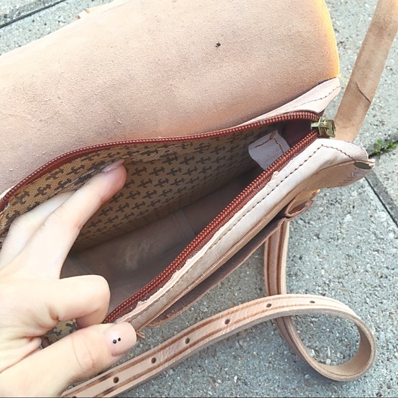 Handmade Genuine Leather Moroccan Satchel Bag - Picture 4 of 5